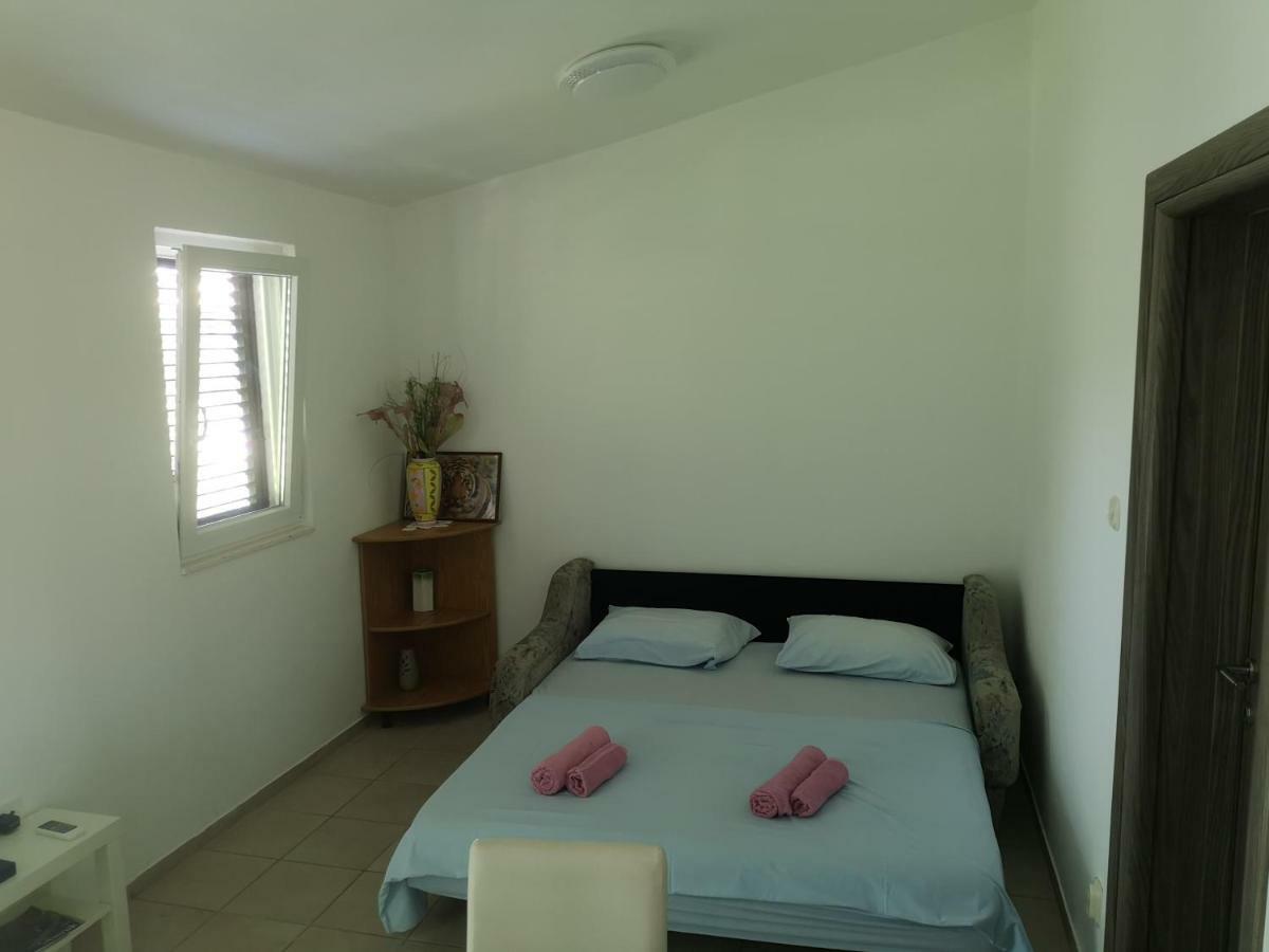 Ražanj Apartment Joke المظهر الخارجي الصورة